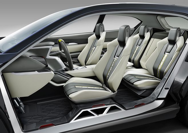 汽車(chē)內(nèi)飾不耐臟？汽車(chē)內(nèi)飾防水劑實(shí)驗(yàn)案例